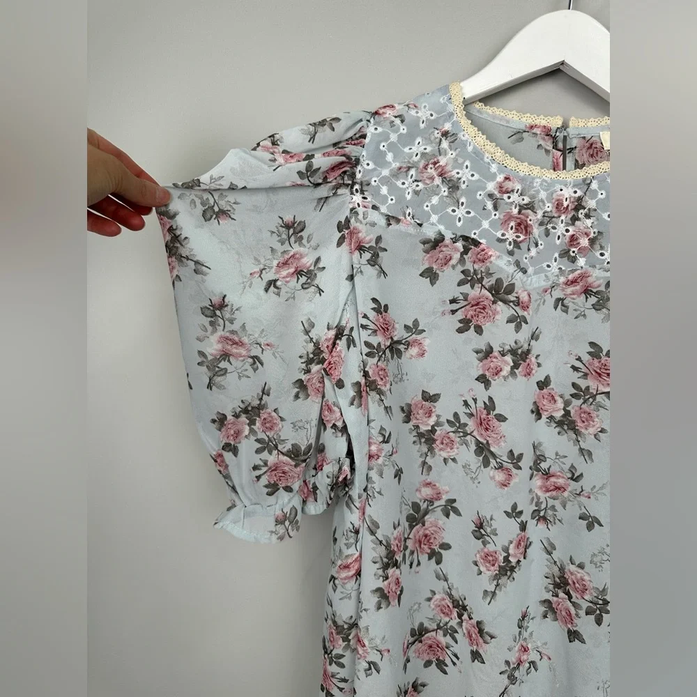 Umgee floral sheer