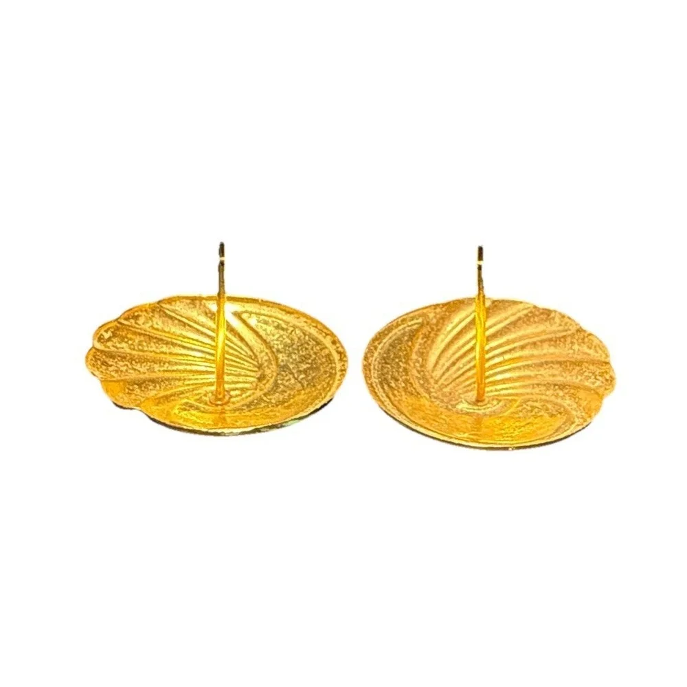 Vintage Olive Green and Gold Tone Stud Pierced Earrings J15-15