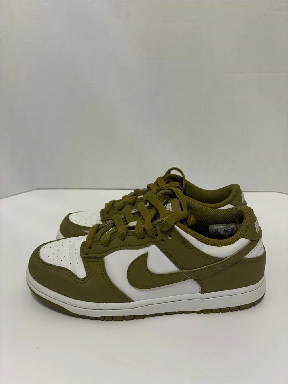 Nike Kids Olive and White Low-Top Sneakers