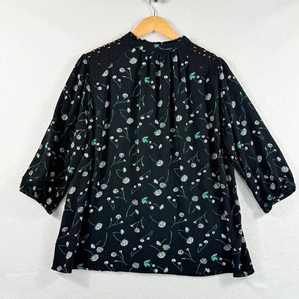 torrid blouse features