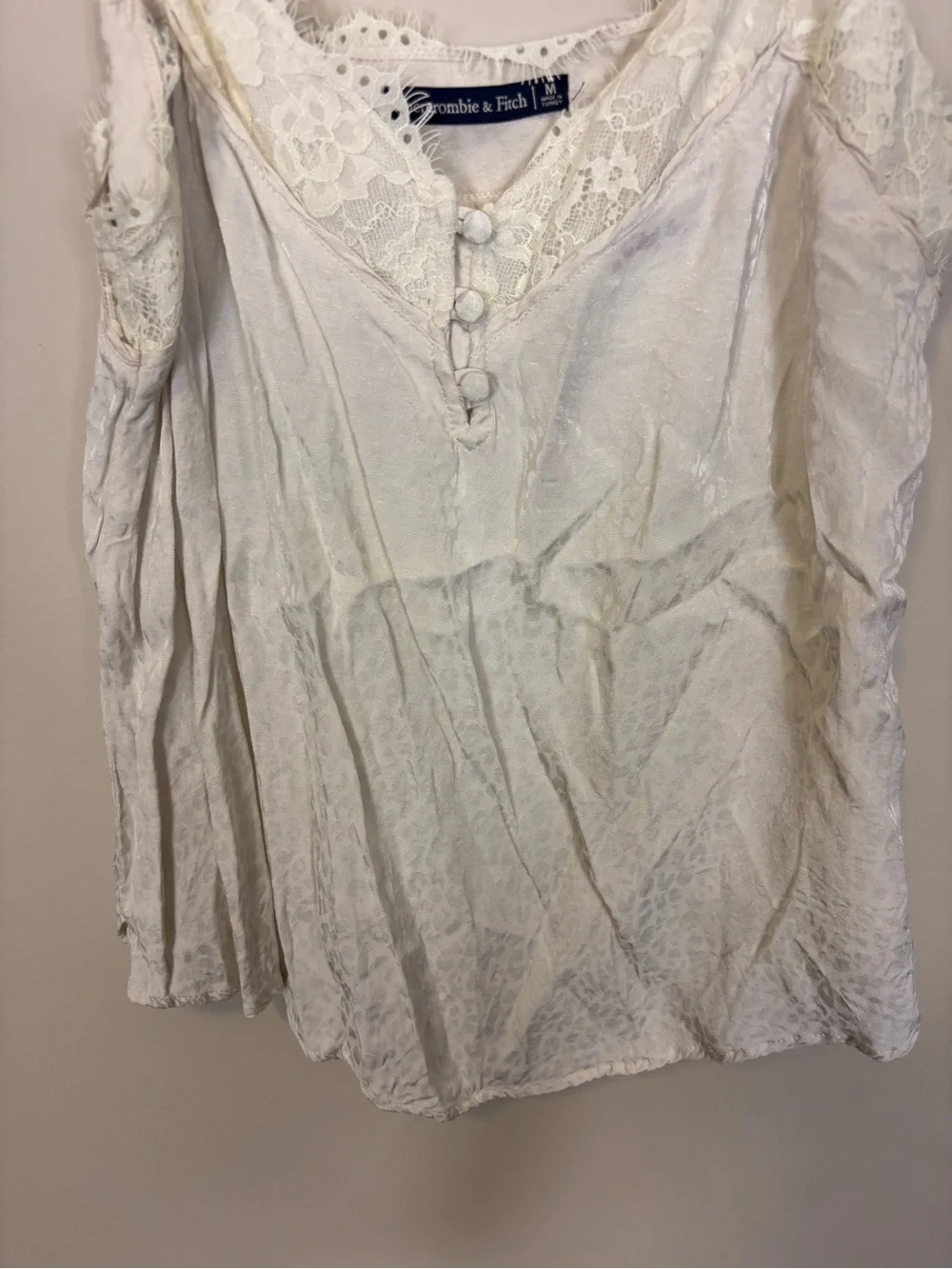 Abercrombie & Fitch soft cream