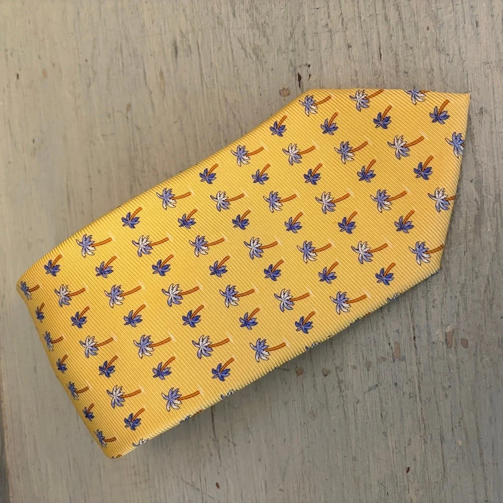 Tommy Hilfiger 100% Silk Yellow Palm Tree Traditional Tie‎ Good Condition