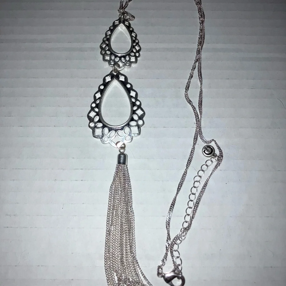 Silver Teardrop Filigree Tassel Pendant Long Chain Necklace‎