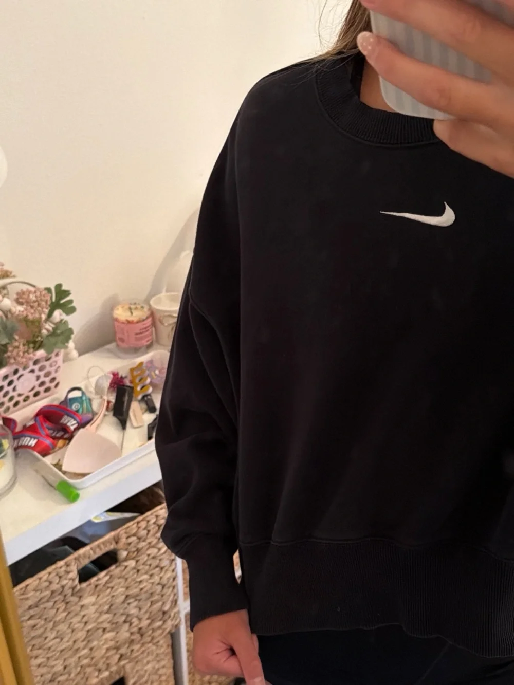 Nike comfortable crewneck