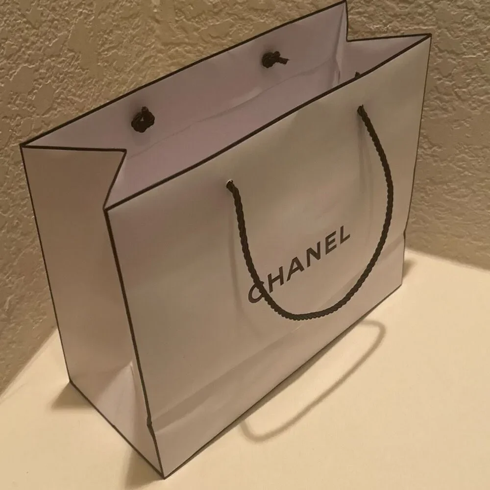 Chanel Shopping Bag Luxury Gift Bag White Black Logo Minimalist Display Decor