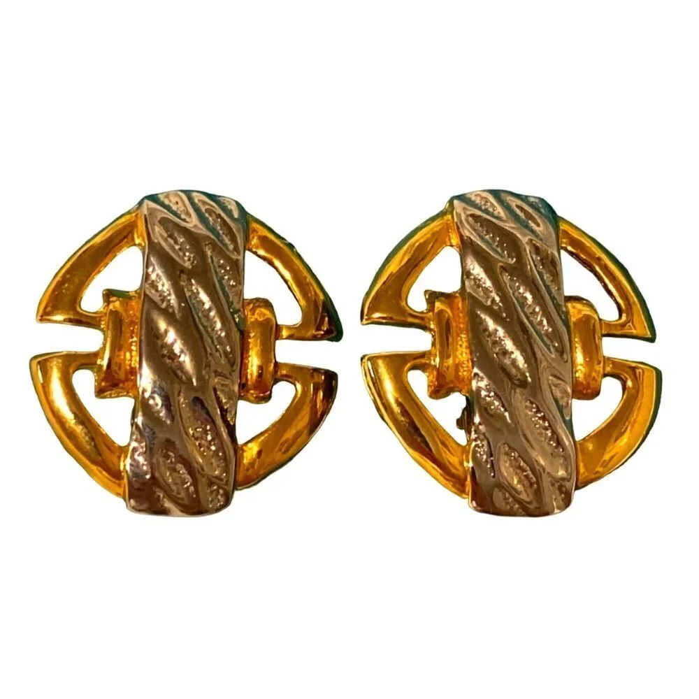 Vintage Clip Earrings Chunky Sandy Gold & silver Tone Metallic Round Geometric 1