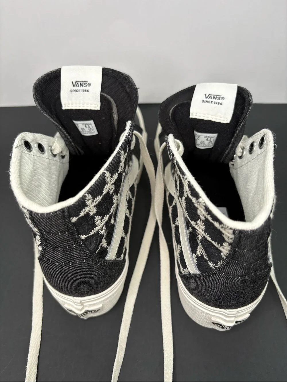 Vans super cool