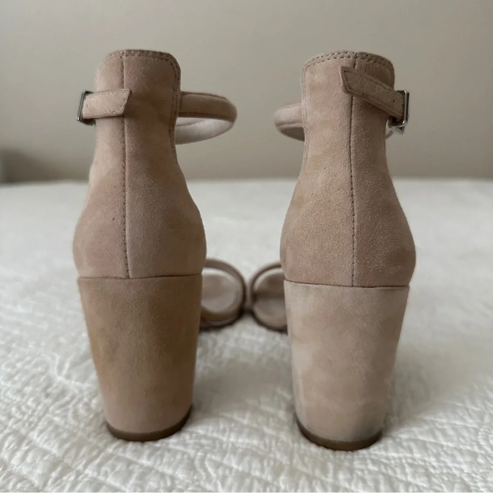 Kenneth Cole Women's Lex Suede Ankle Strap Block Heel Sandals Tan 6.5