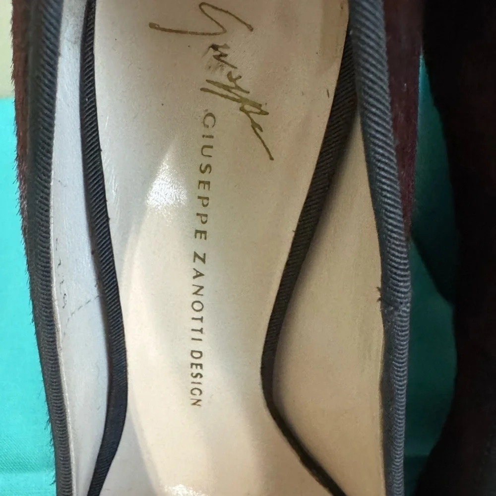 Giuseppe Zanotti chic dark