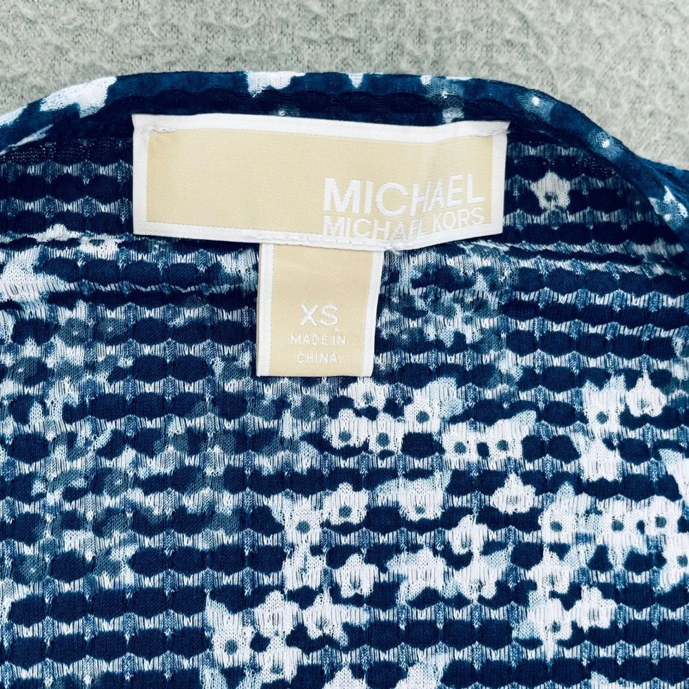 Michael Kors Women 2 Piece Floral Seersucker XS Tiered Bell Sleeve Ruffle Navy