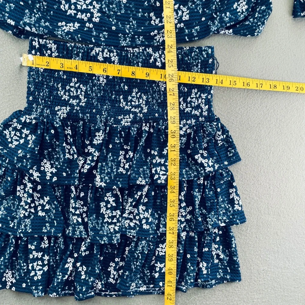 Michael Kors Women 2 Piece Floral Seersucker XS Tiered Bell Sleeve Ruffle Navy