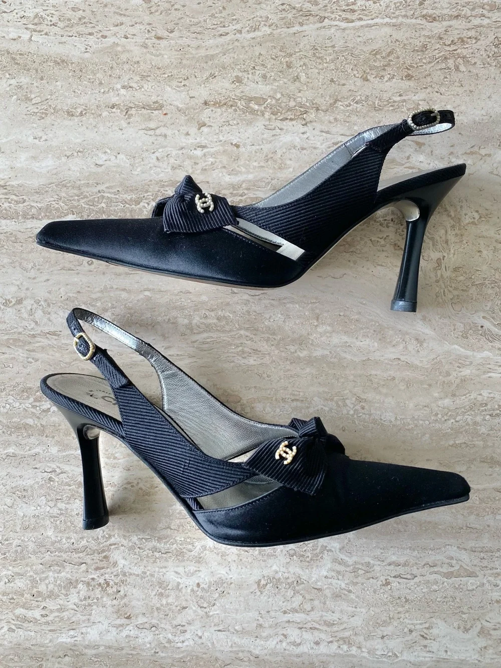 CHANEL vintage black