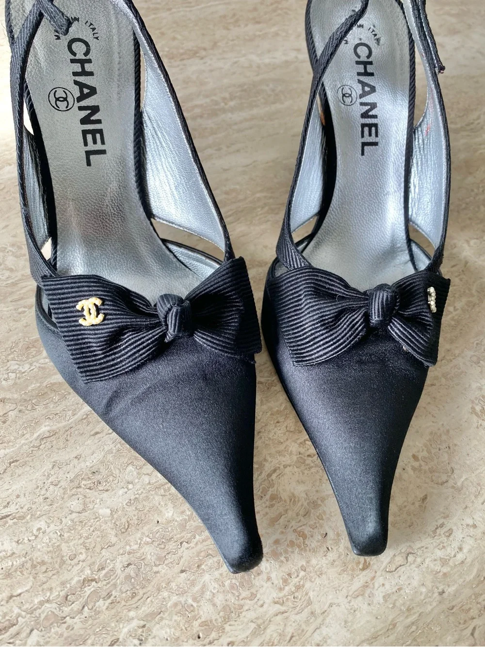 CHANEL vintage black