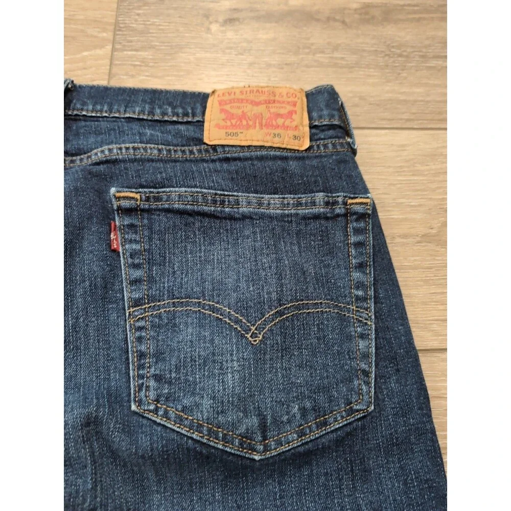 Levis pair levi