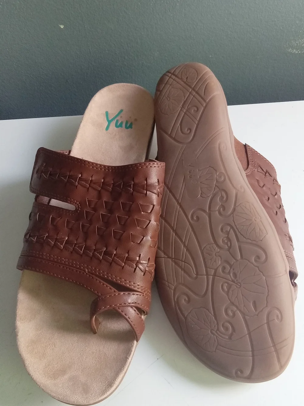 Yuu brown slide