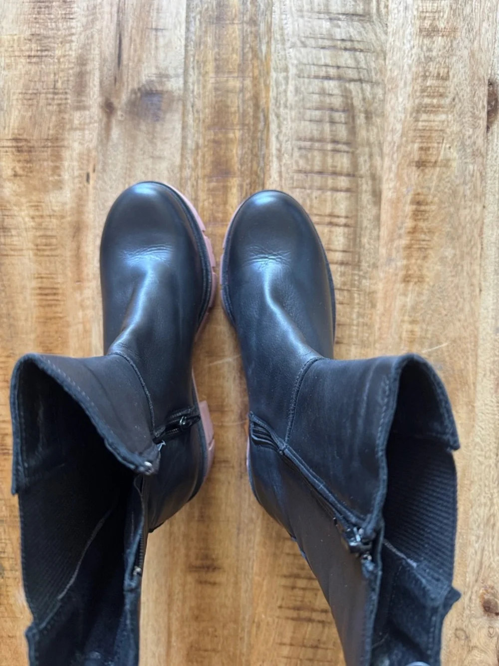 Bos. & Co. stylish black