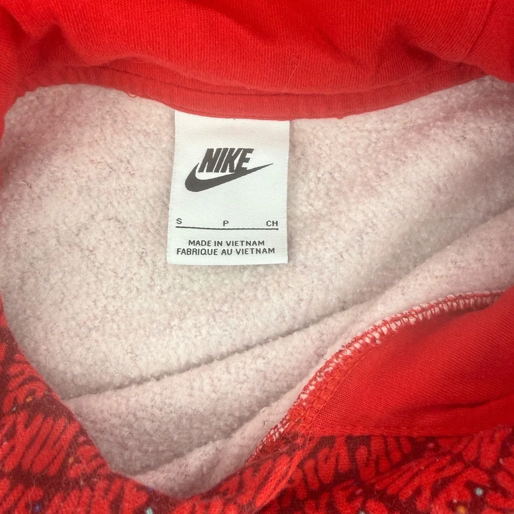 Nike hood designed fit