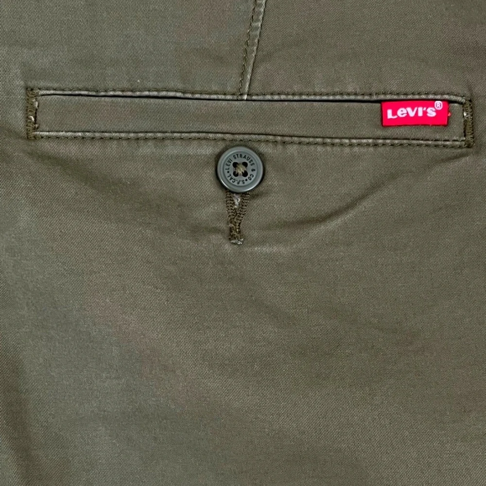 Levis these levi
