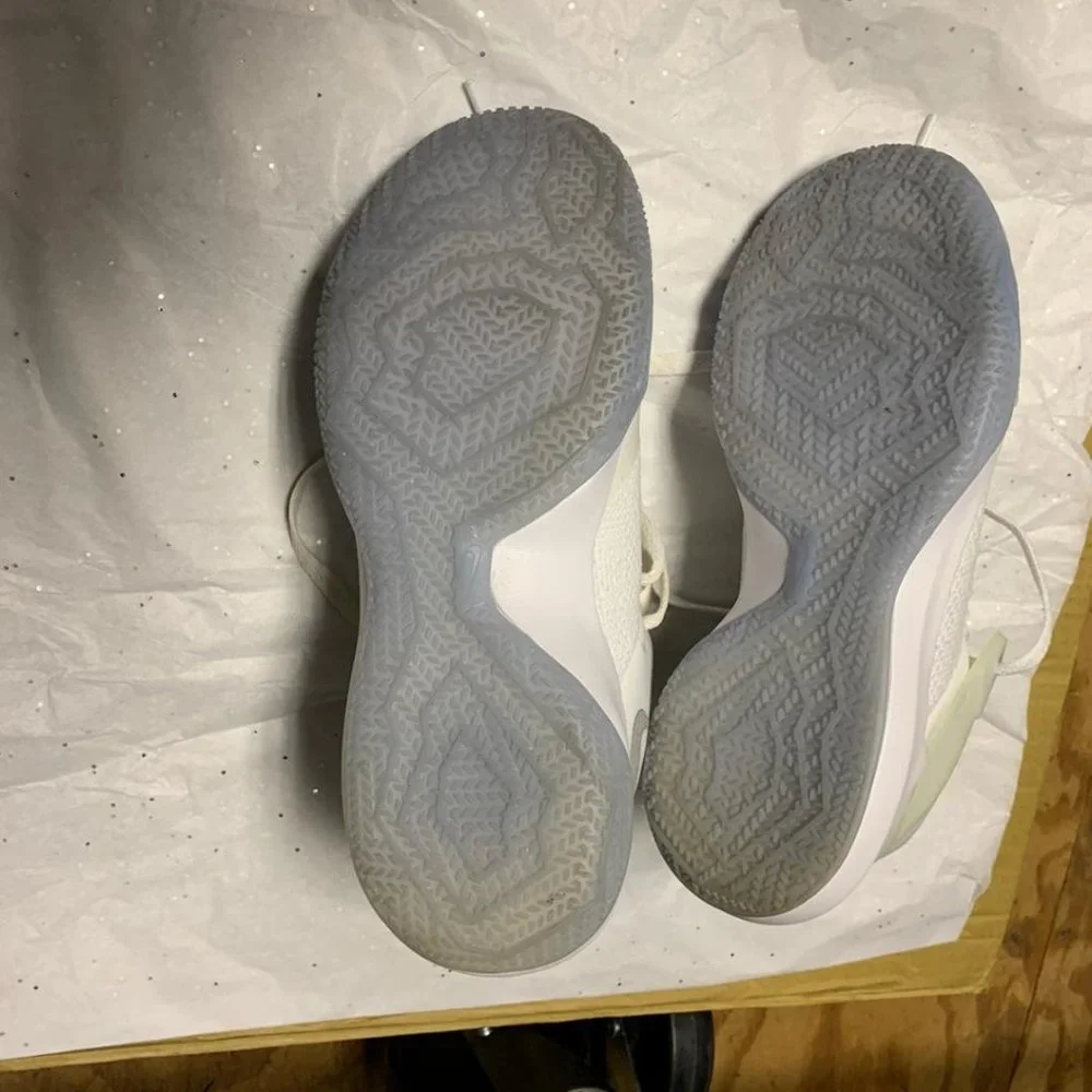 Nike worn few