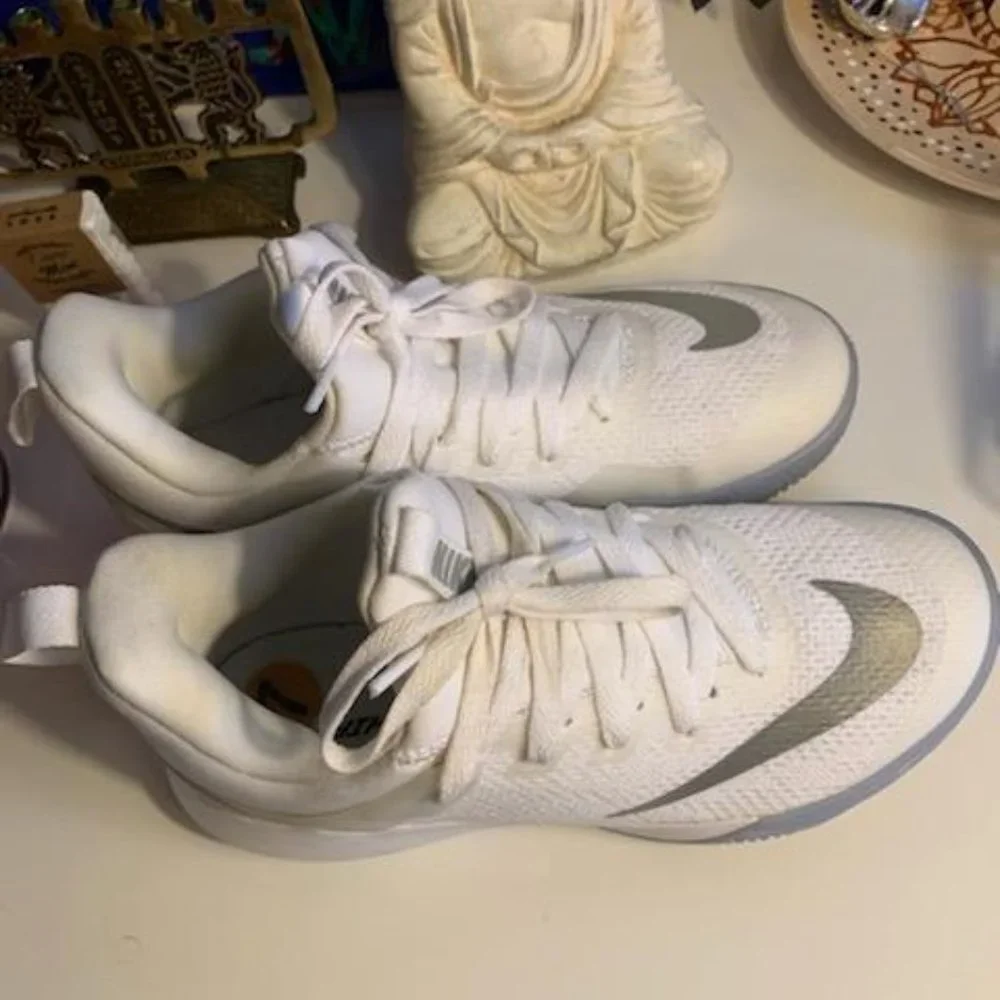 Nike worn few