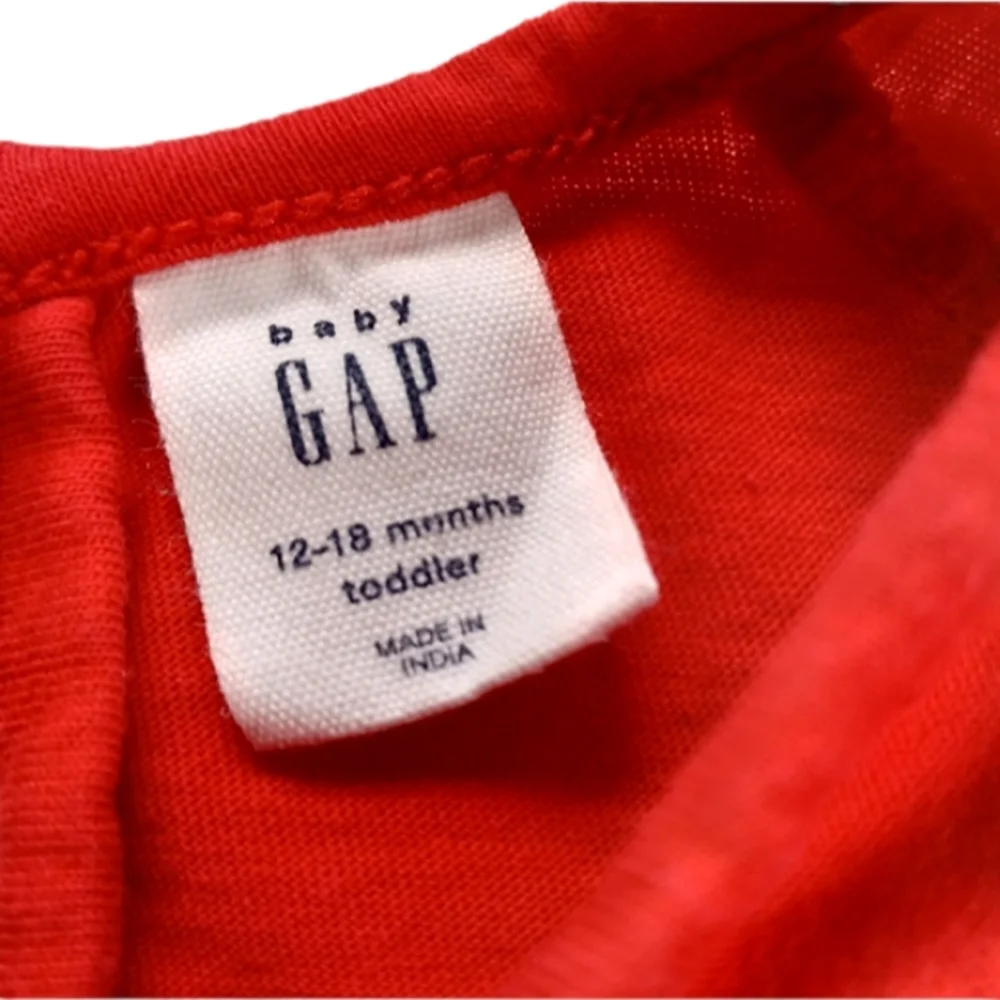 GAP long sleeved