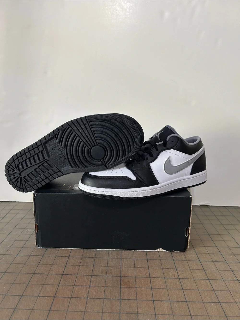 Jordan air low