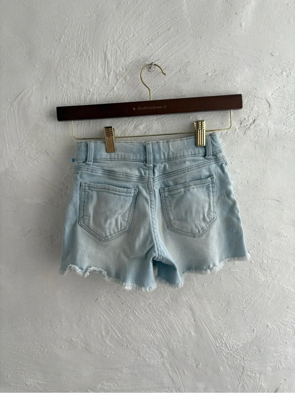 Oshkosh girls size 7 distressed high waisted shorts