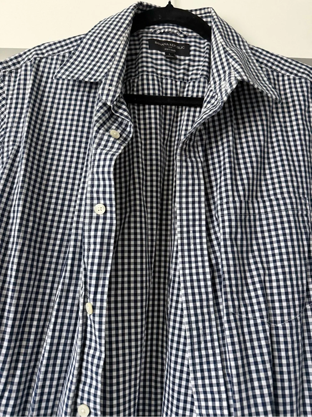 Banana Republic Navy and White Gingham Short-Sleeve Button-Down Shirt