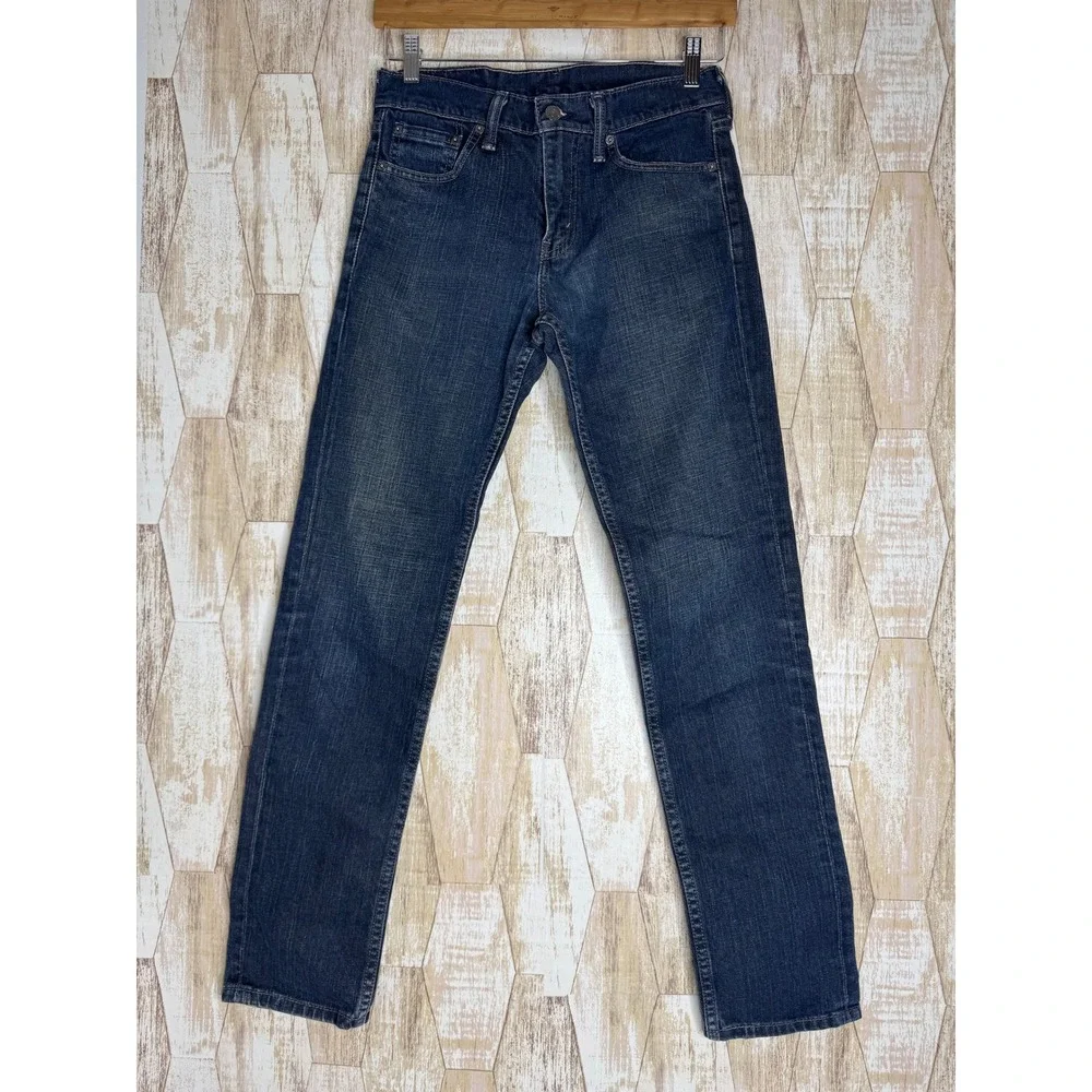 Levis see pictures