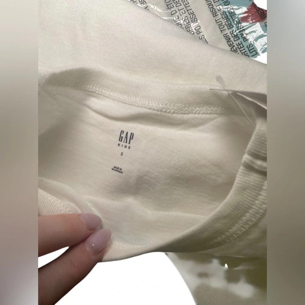 The Gap New Boys Graphic Explorer Tee 100% Cotton Size Small