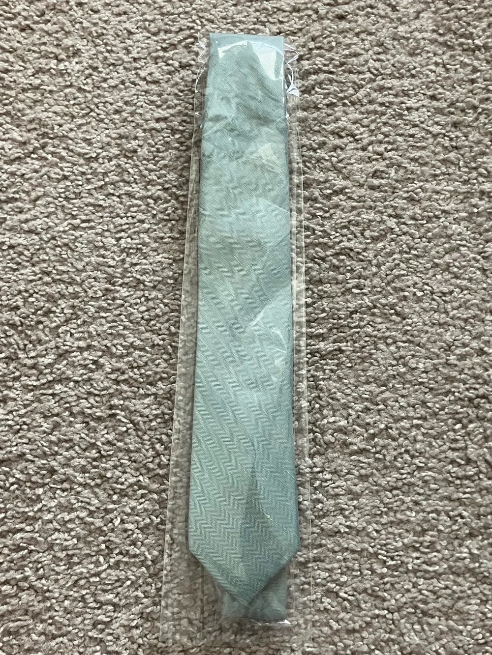 The Tie Bar brand new