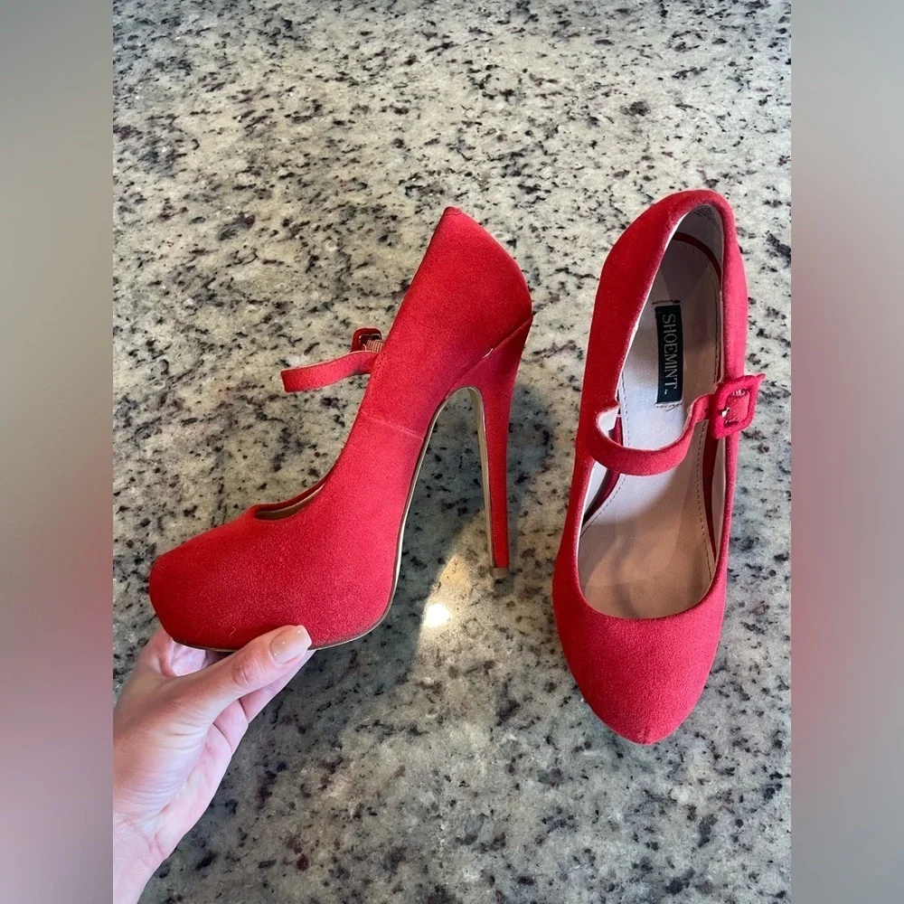Women’s shoemint red suede Molly Mary Jane size 8