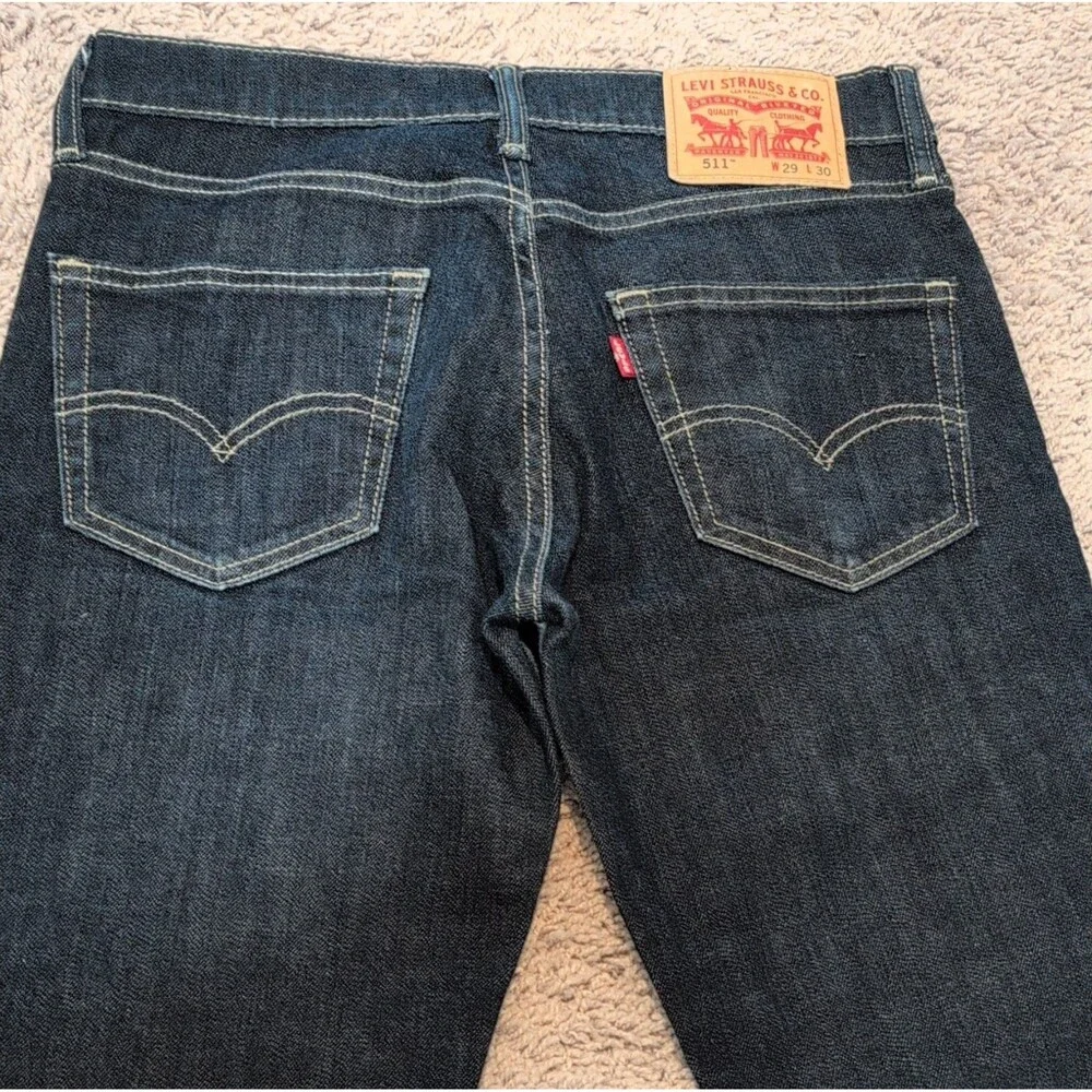 Levis levi men