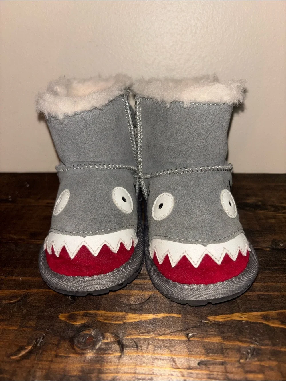 emu Australia Kids Shark Shearling Boots - Gray 6-12month walker