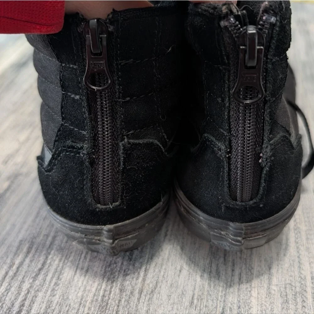 2/30 Vans Filmore Hi Zipper Shoes Youth 7