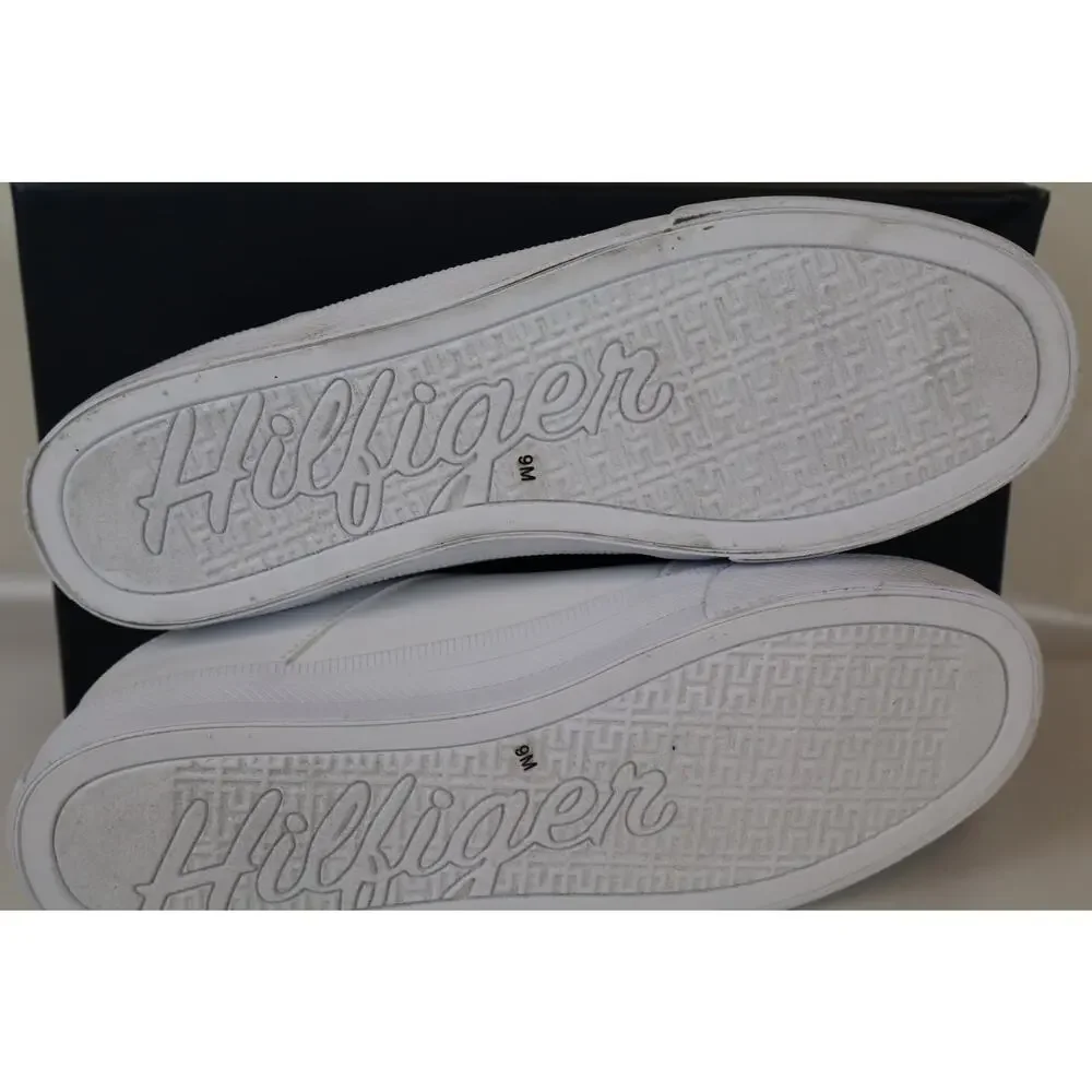 Tommy Hilfiger white size up