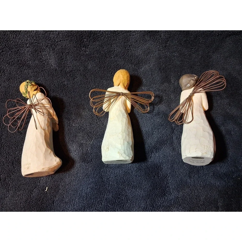 Willow Tree Angel Figurine Set of 3 Heart Remembrance Celebrate Susan Lordi