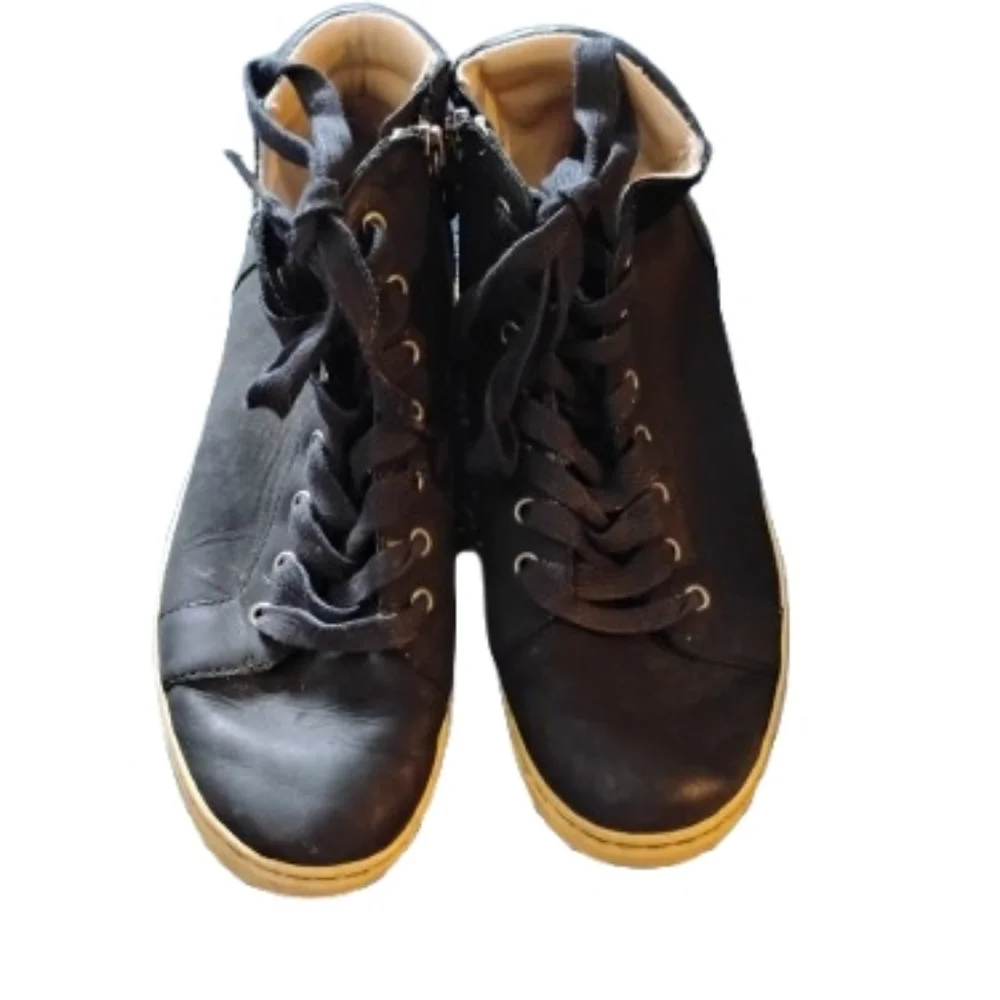 UGG gently used