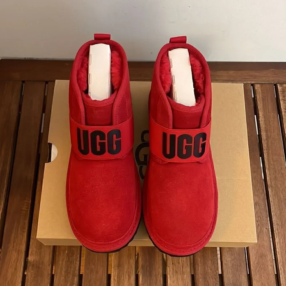 UGG Kid Neumel II Graphic Boots Red US Big Kid 5 Y/UK 4/EU 37