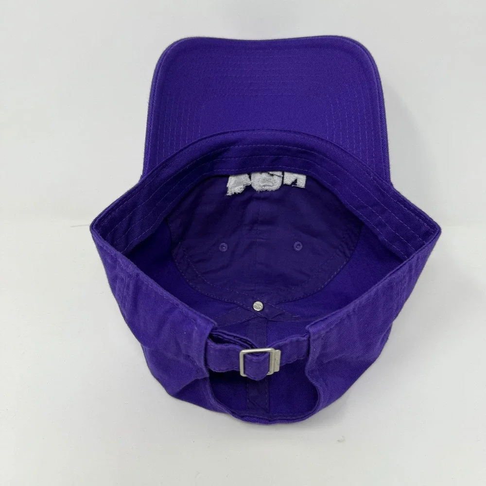Nike Heritage86 The Van Purple Unisex 1 Size Adjustable Baseball Cap‎ NWT