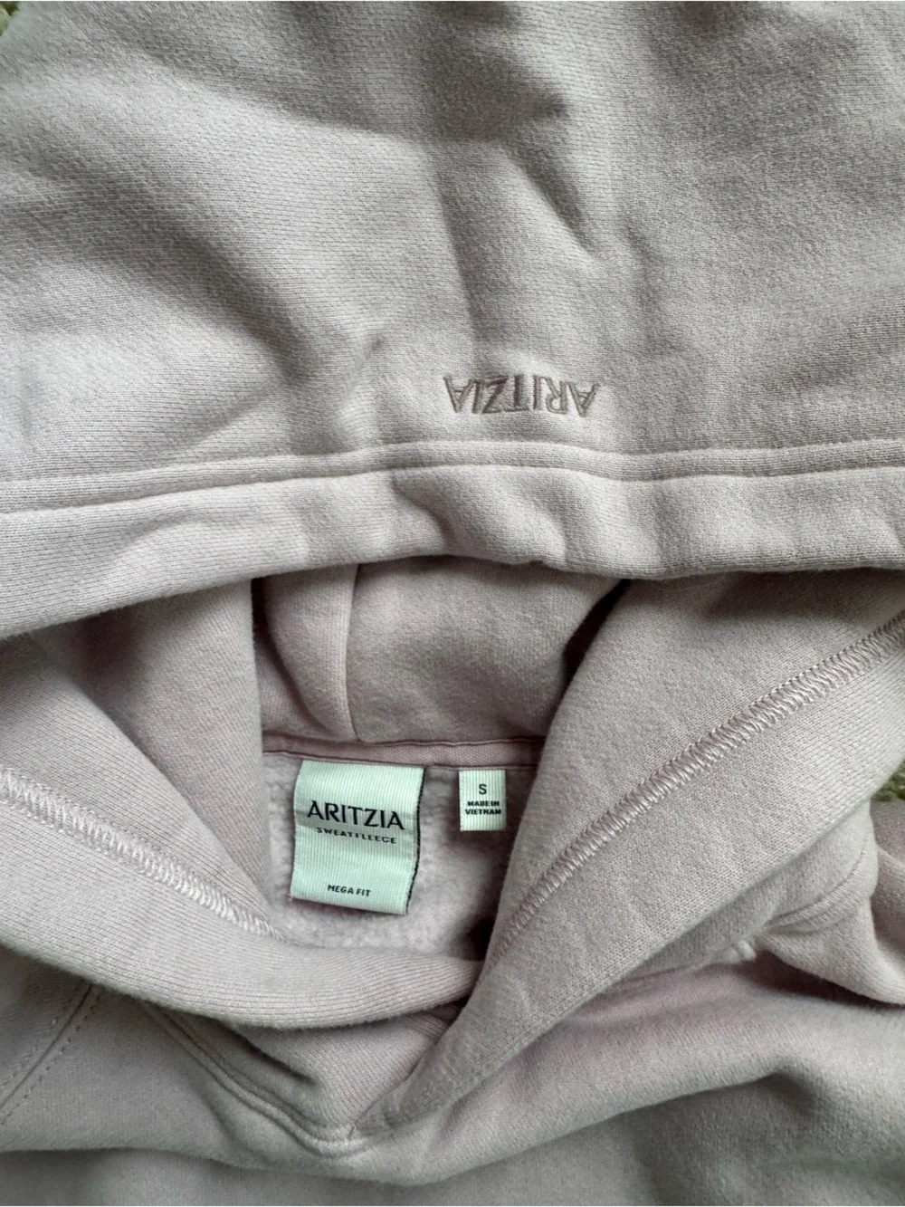 Aritzia cozy light