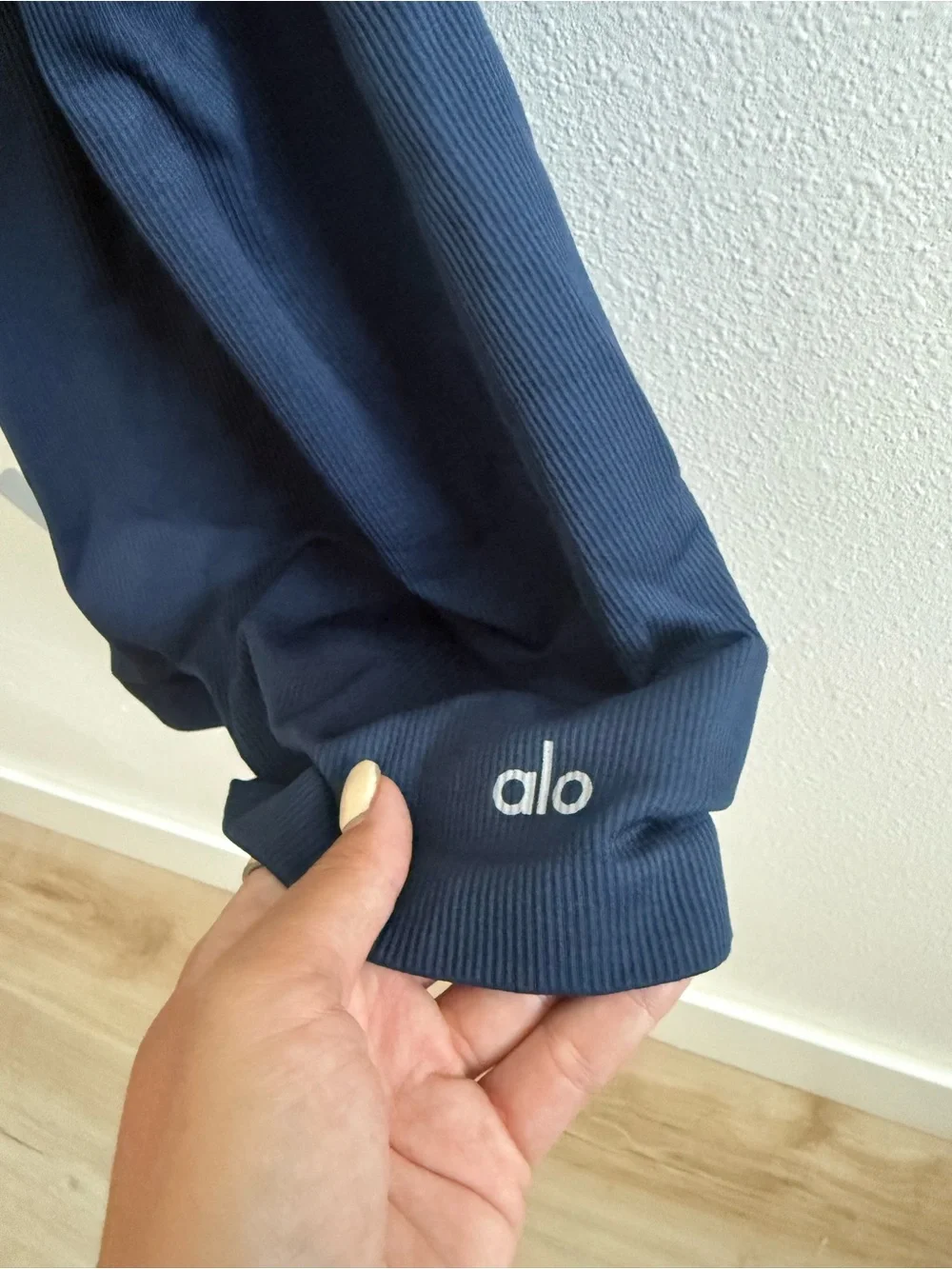 ALO Yoga lightly used