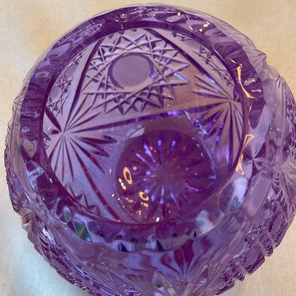N/A elegant purple