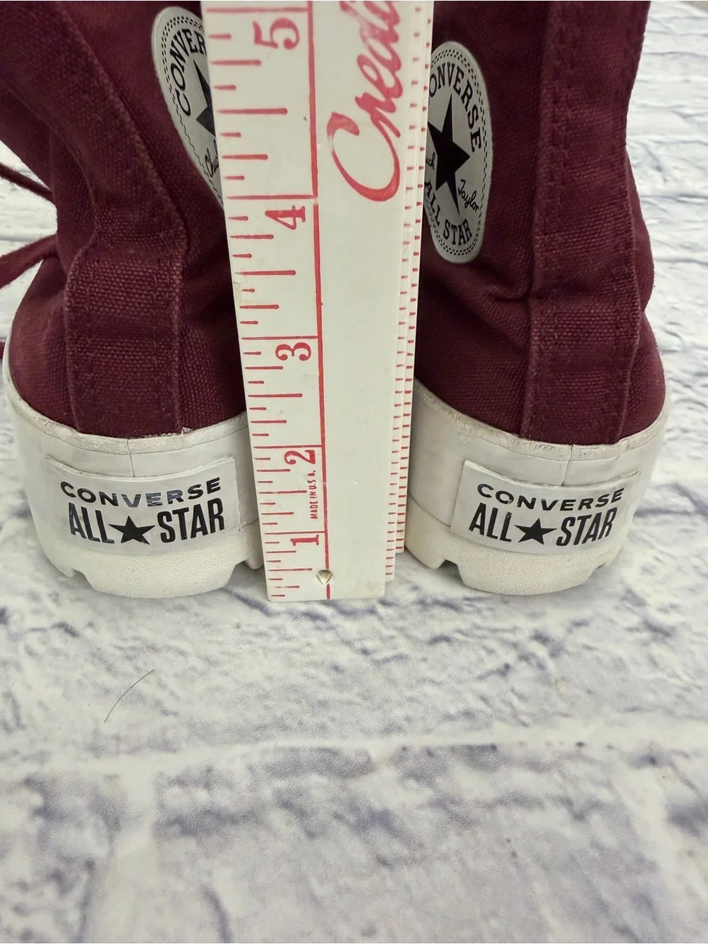 Converse Chuck Taylor All Star Platform Lug Sneakers ladies sz 7.5 Burgundy.