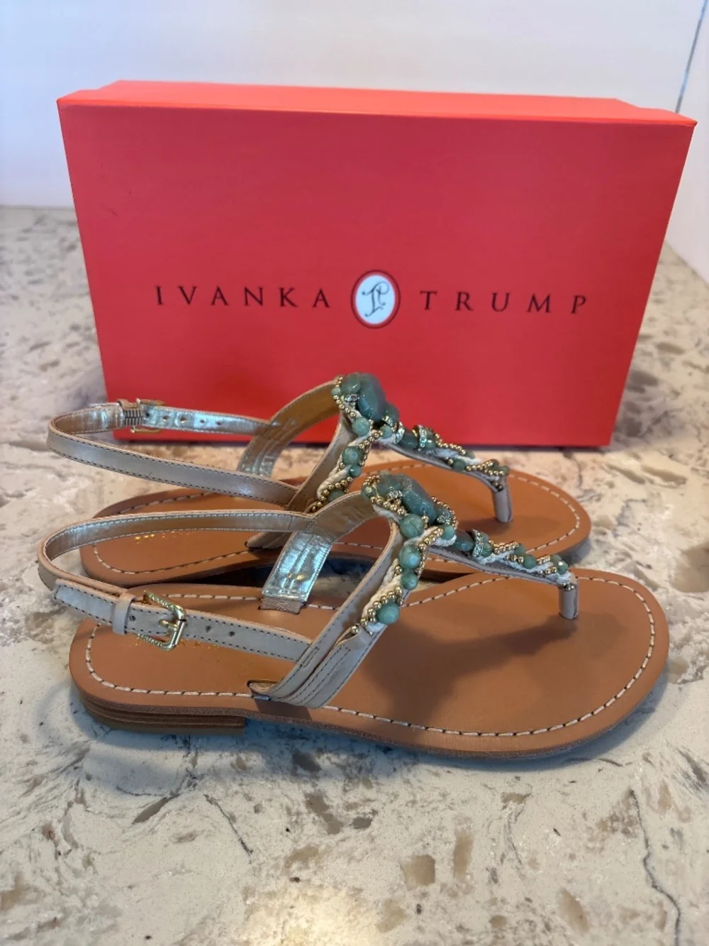 Women’s Ivanka Trump Pauline Embellished Leather Thong Flat Sandals 7.5 M