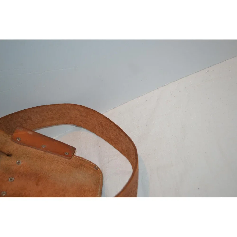 Unbranded vintage tool