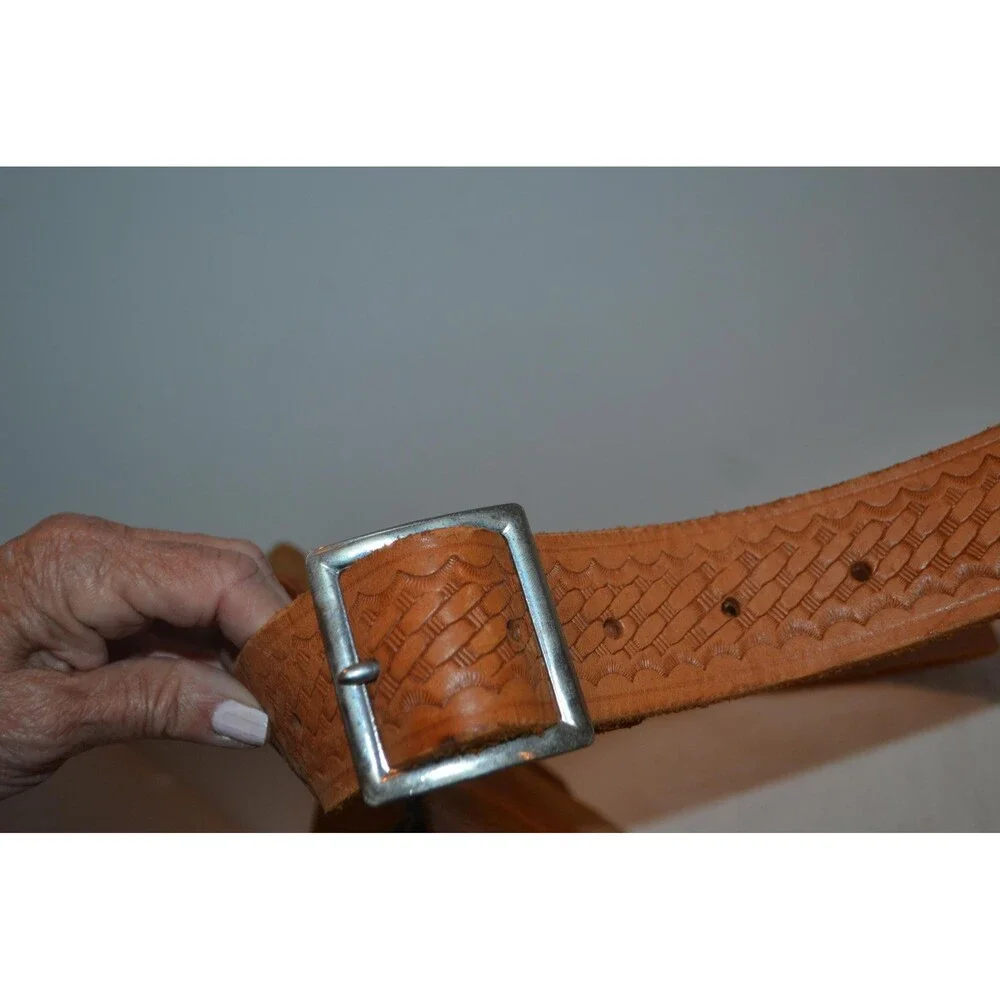 Unbranded vintage tool