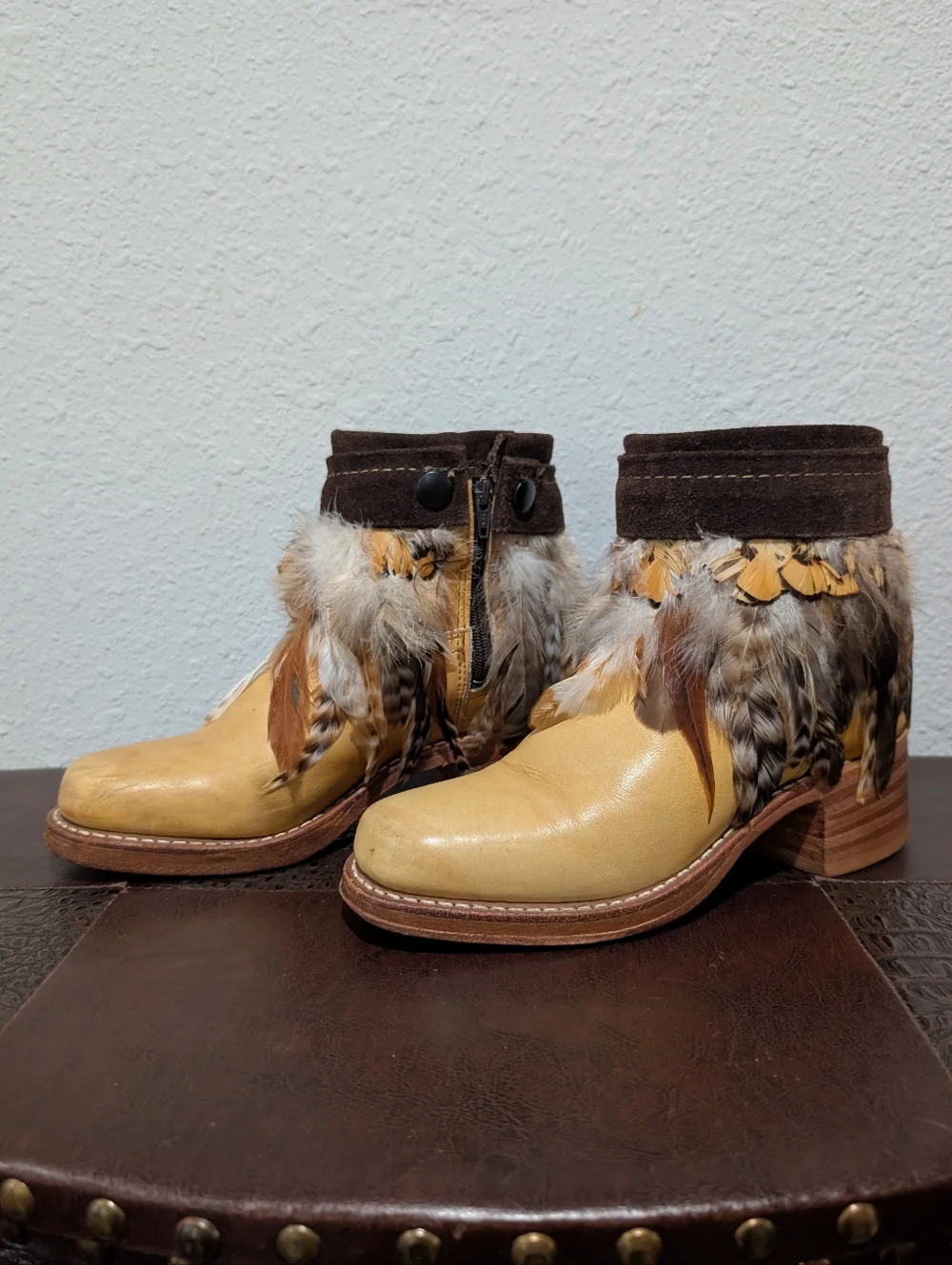 Frye aesthetic collector detailing
