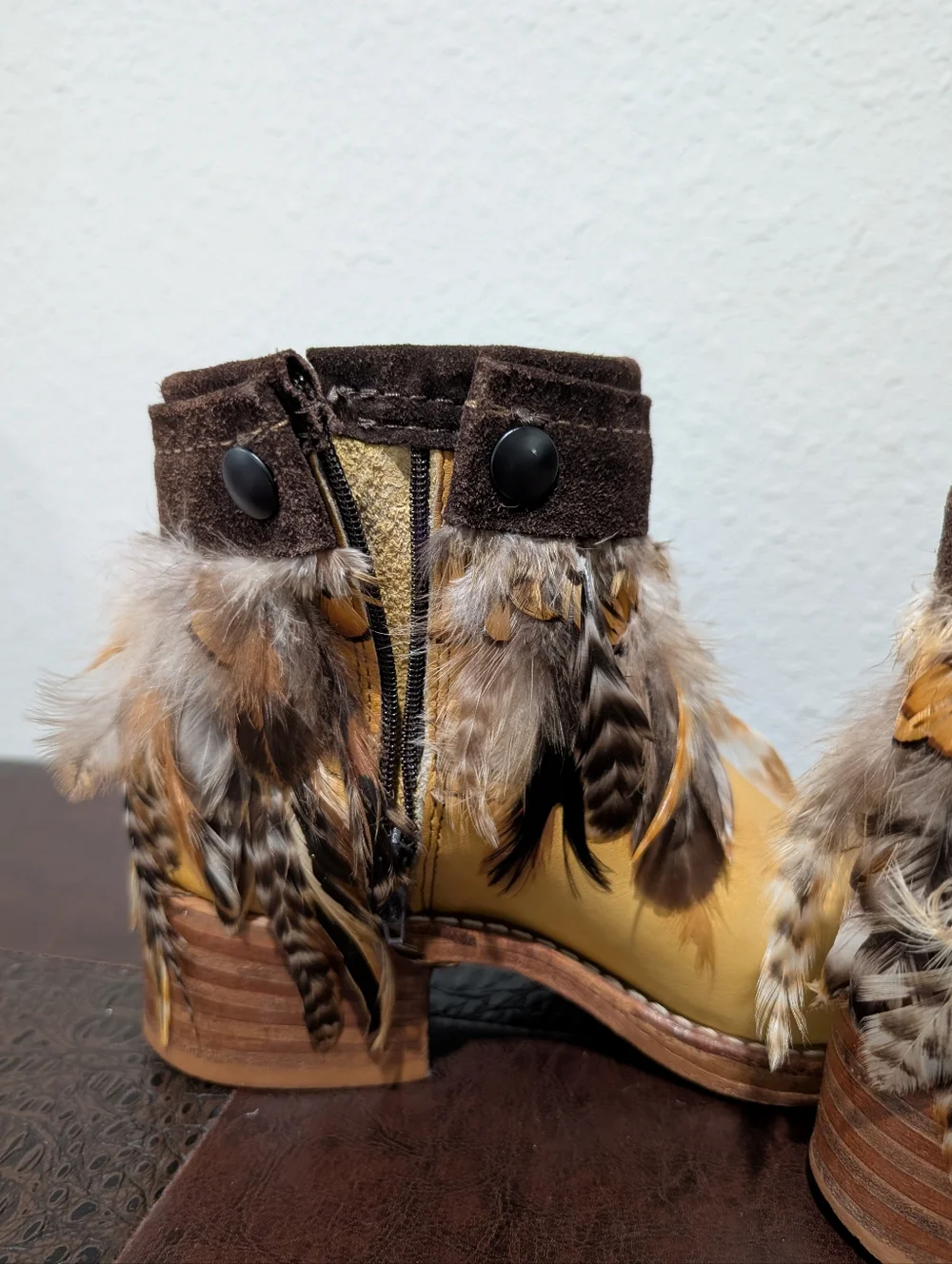 Frye banana those