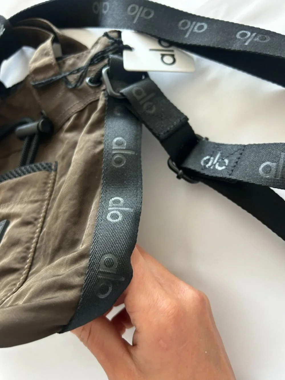 ALO Yoga never bucket convenient